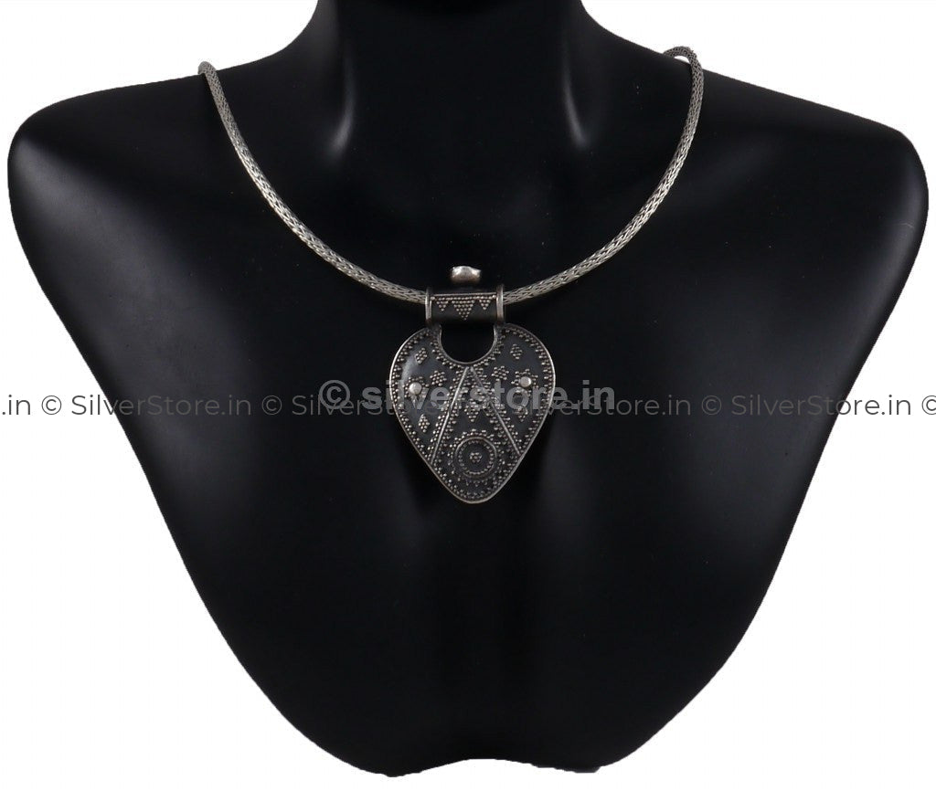 Silver Oxidized Rawa Pendant Pendant