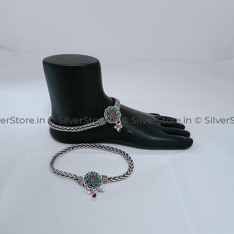 Silver Payal / Anklet - 925 Gajra Pattern With Corss Snake Chain & Broch An-17