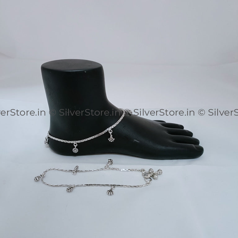 Silver Payal / Anklet - 925 Hanging Berries Pattern An-21