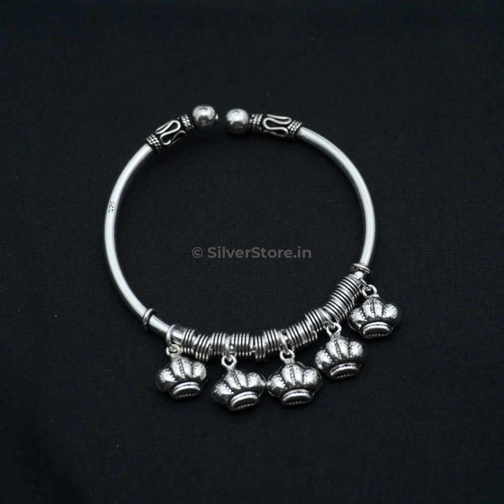 Silver Small Heart Charm Bracelet – GIVA Jewellery