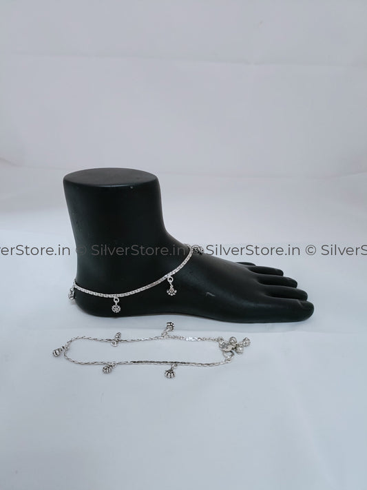 Silver Payal / Anklet - 925 Hanging Berries Pattern An-21